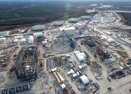 Vogtle_3_CA01_lift_(SCE&G)-460